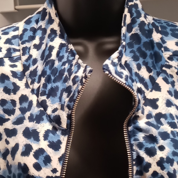 Jacket - Picture 6 of 9